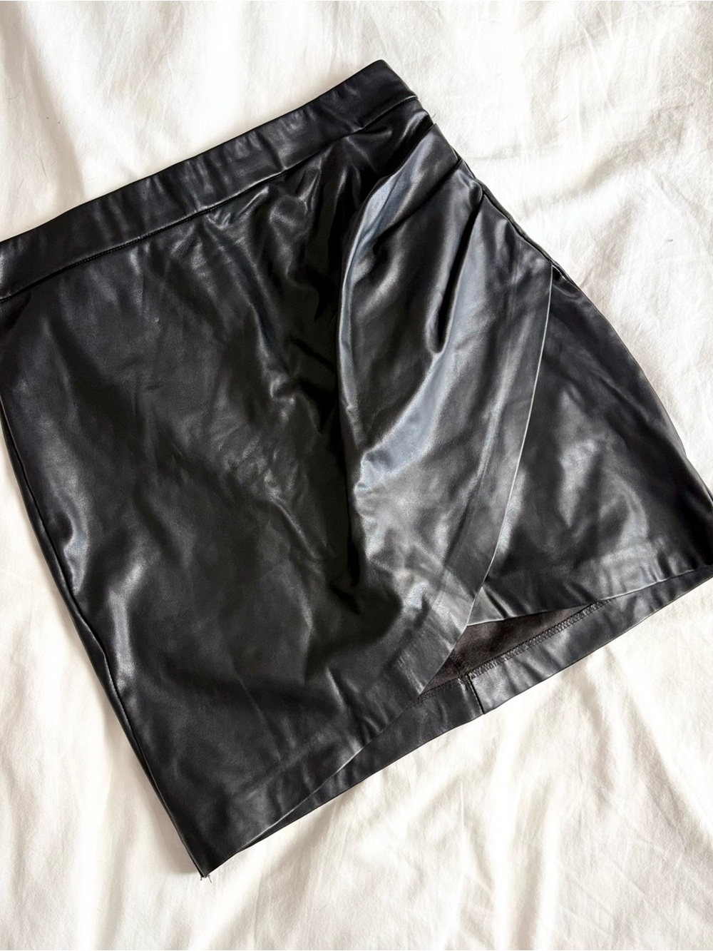 Dynamite Black Faux Leather Skirt